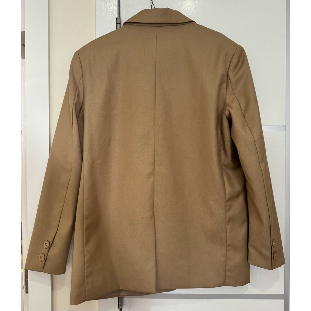 Lioness Blazer - Picture 11 of 13
